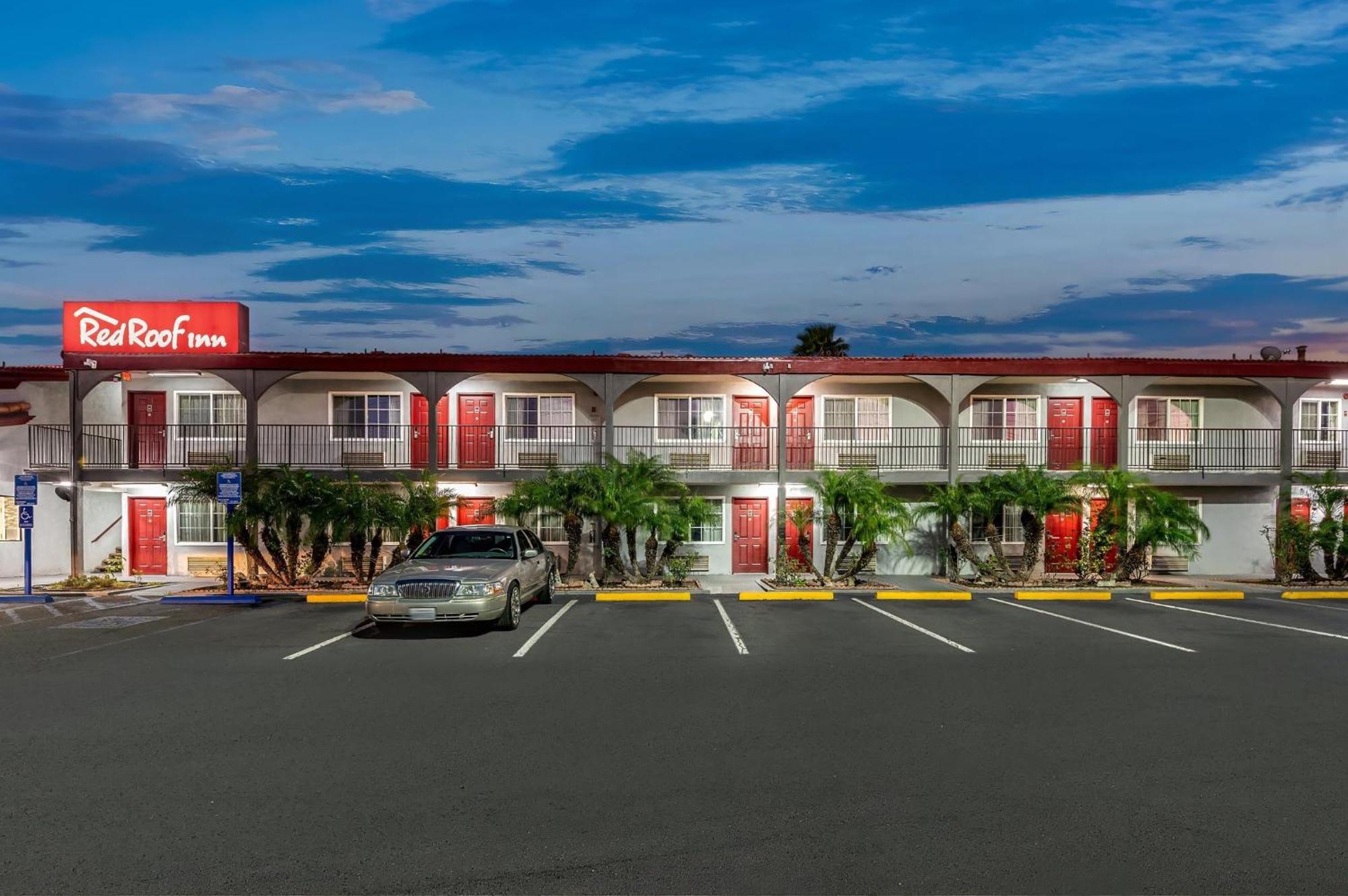 Red Roof Inn Los Angeles - Bellflower Exterior foto