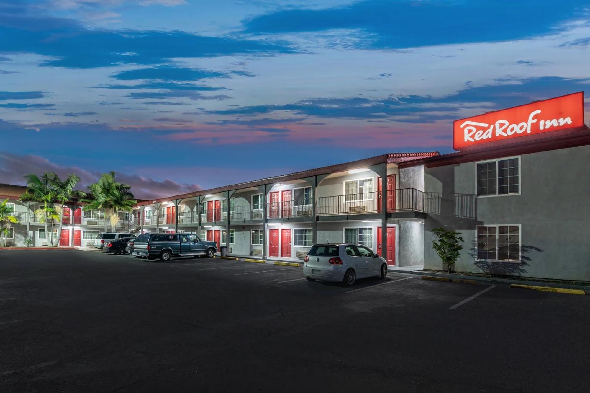 Red Roof Inn Los Angeles - Bellflower Exterior foto